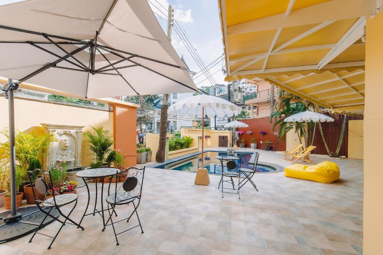 Bauman Ville Hotel Phuket Екстериор снимка