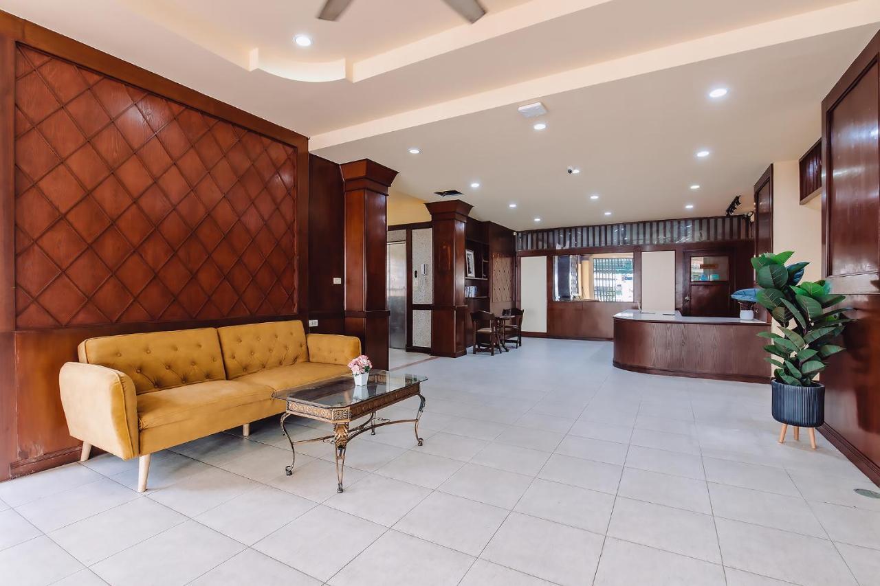 Bauman Ville Hotel Phuket Екстериор снимка