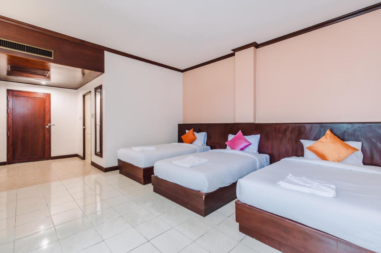 Bauman Ville Hotel Phuket Екстериор снимка