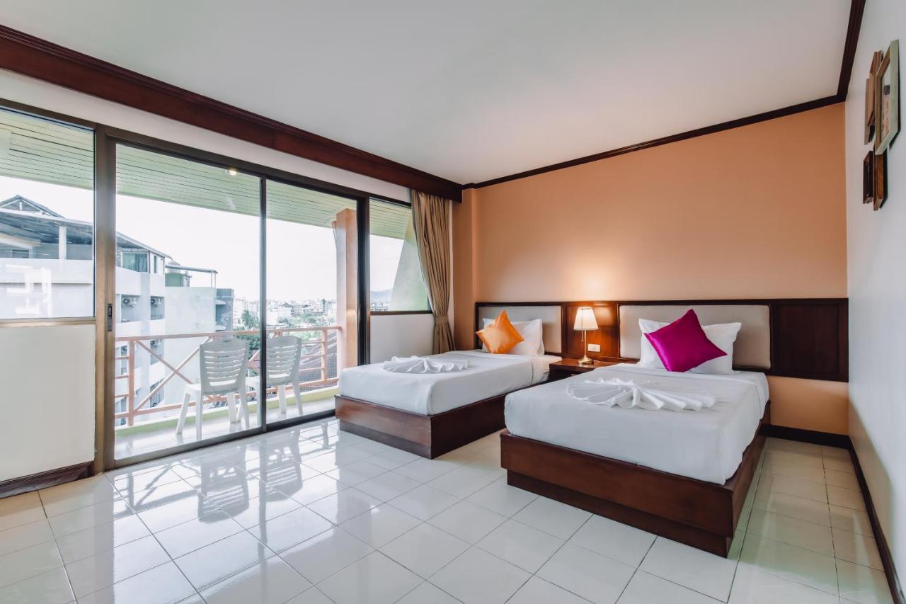 Bauman Ville Hotel Phuket Екстериор снимка